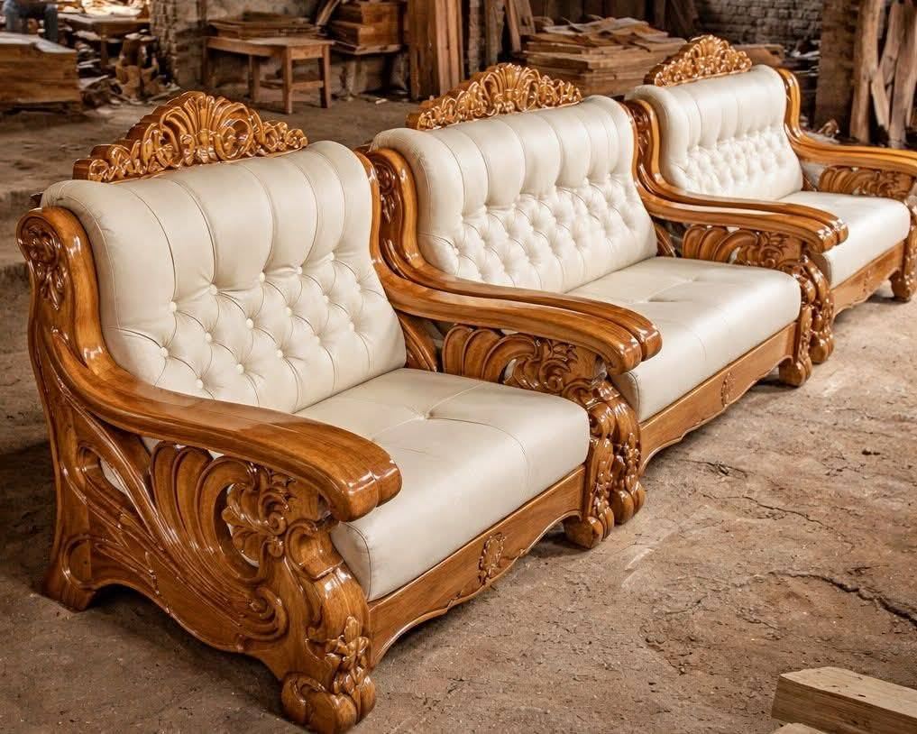 Komon Furniture