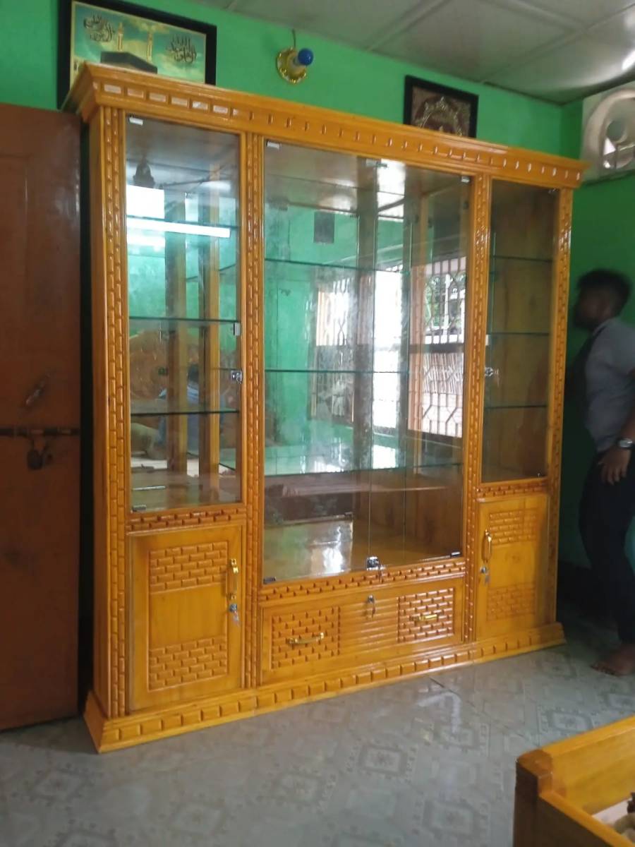 Wooden Cabinets-B264