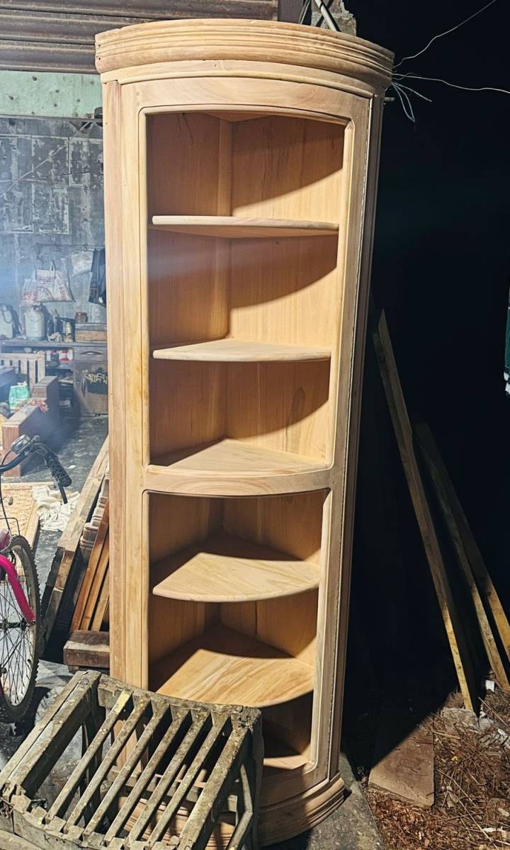 Wooden Cabinets-B268