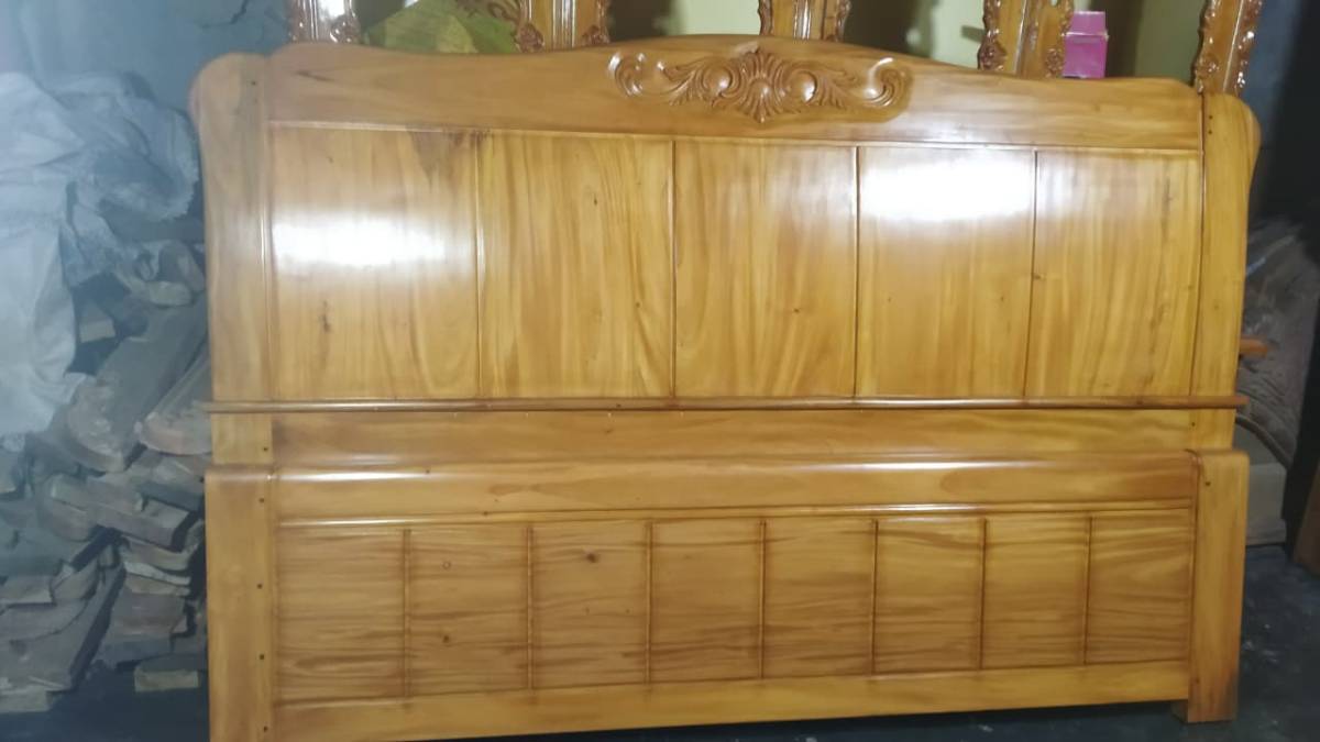 Wooden Bed-118